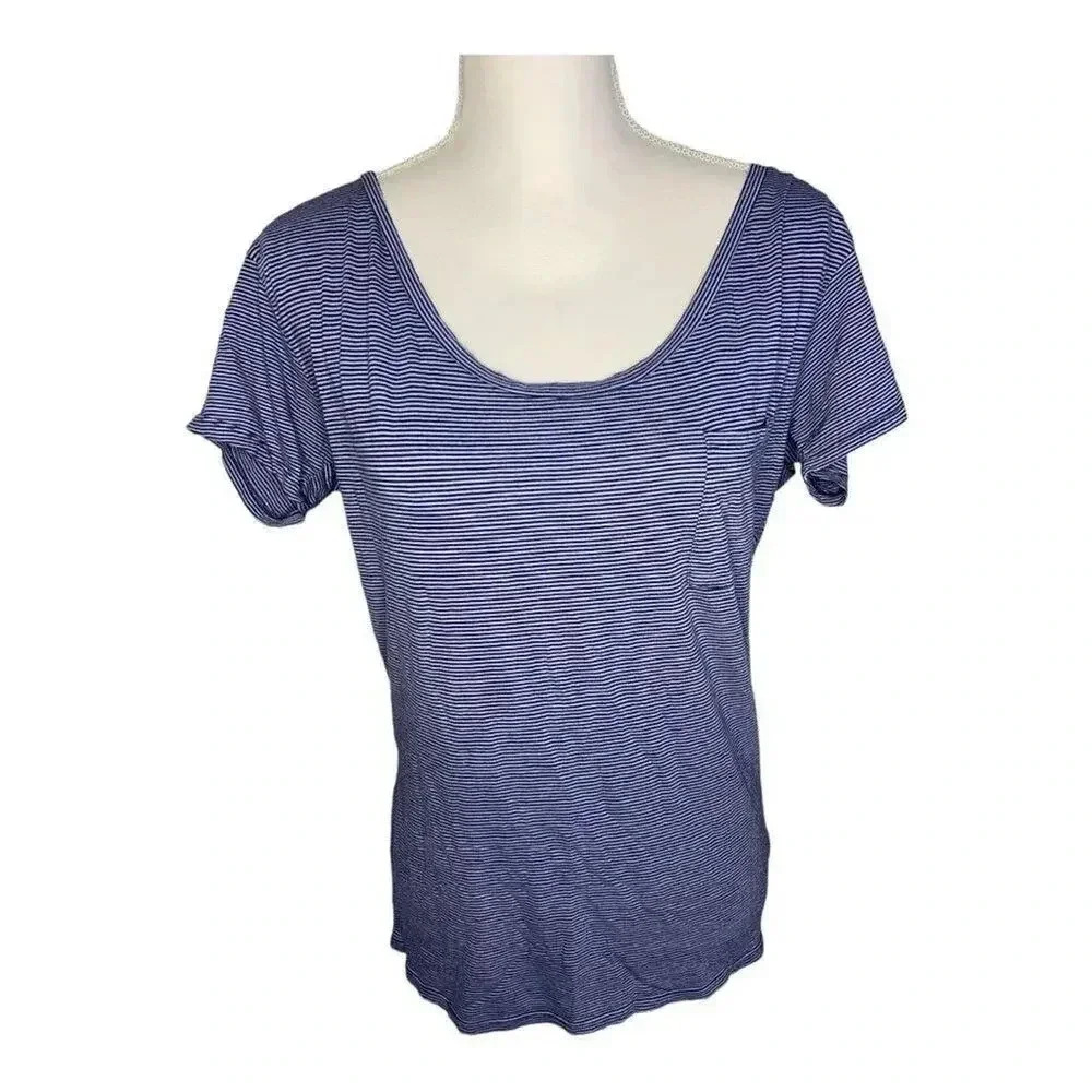 American Eagle Outfitters Women’s Medium Blue Striped Pocket Short Sleeved‎ Tee